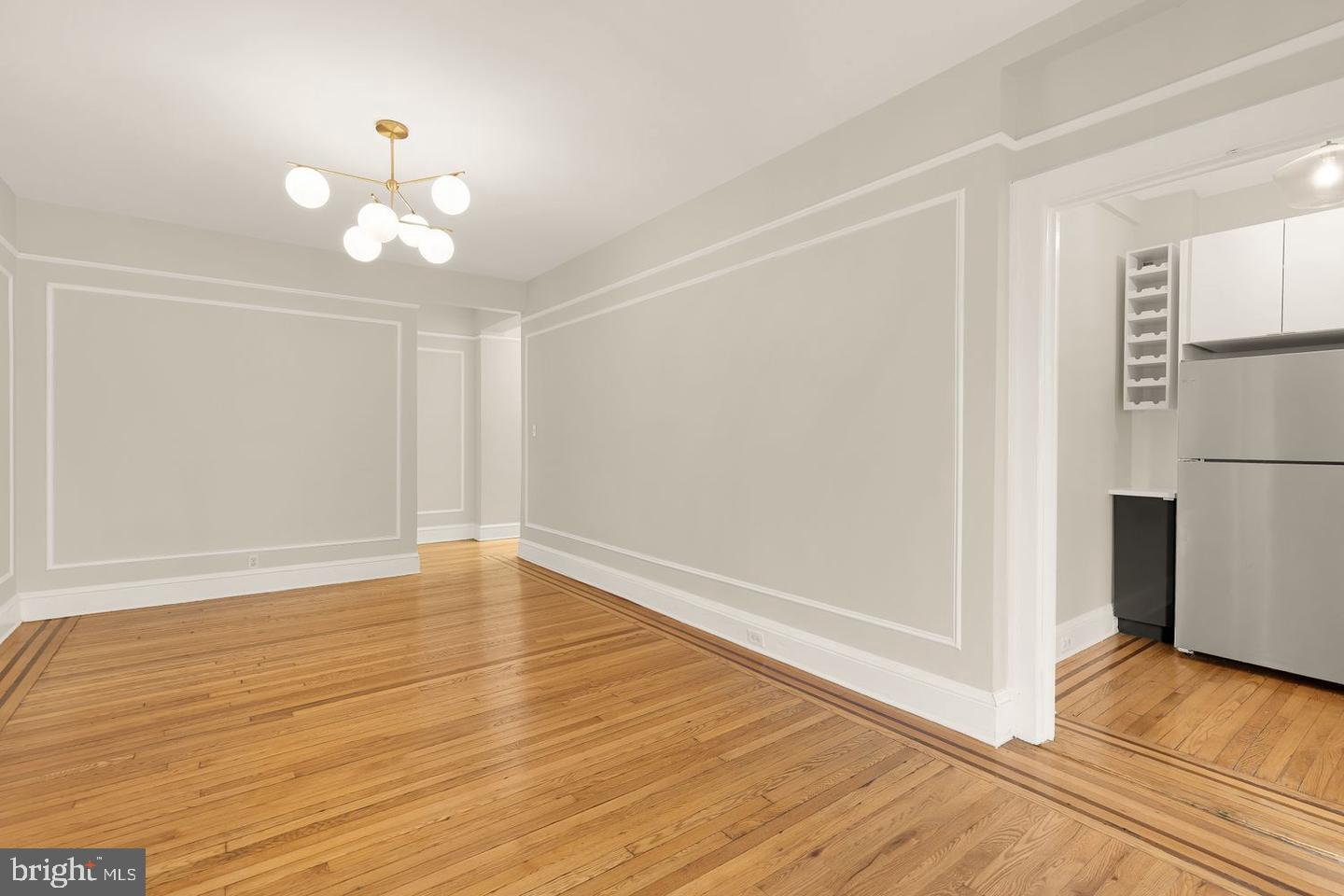 1613 Harvard St Nw #215 Property Photo 6