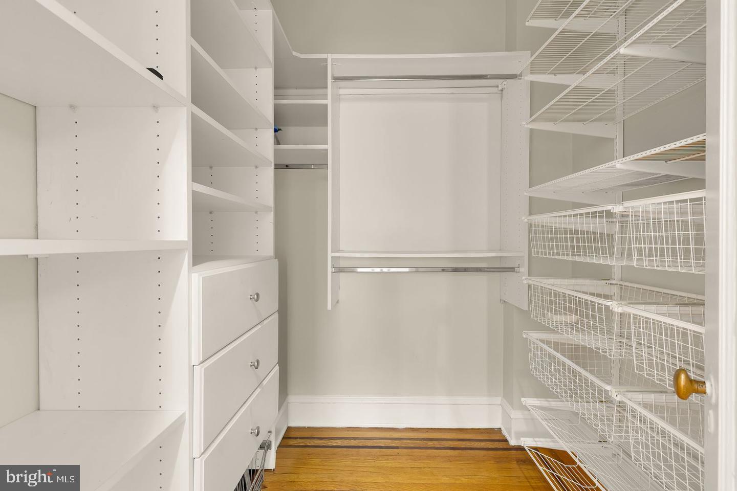 1613 Harvard St Nw #215 Property Photo 19