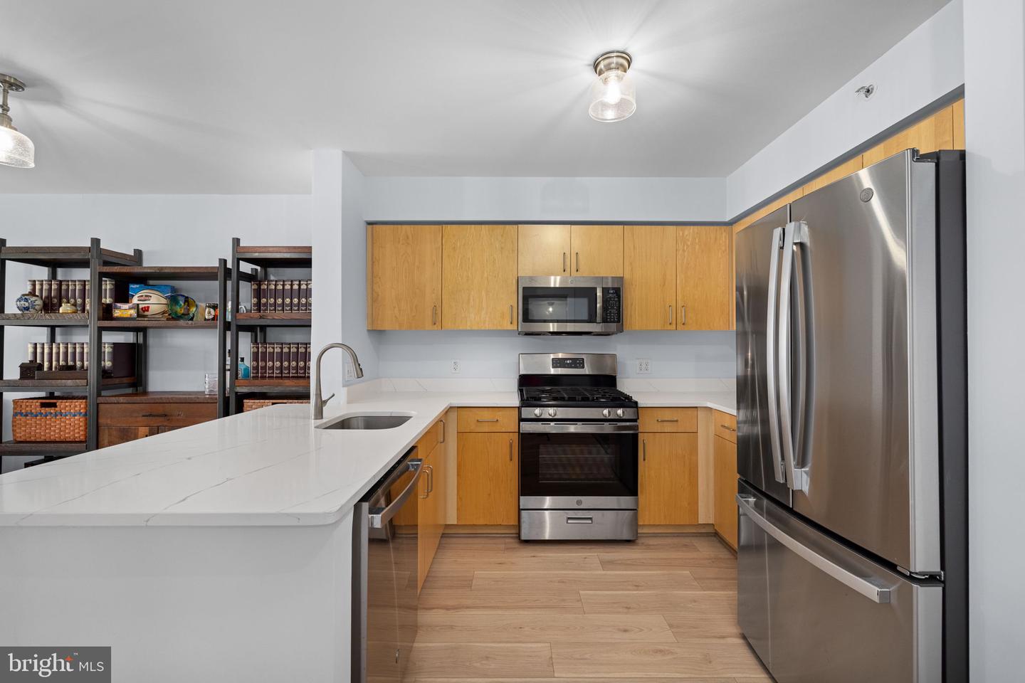 1000 New Jersey Ave Se #815 Property Photo 4