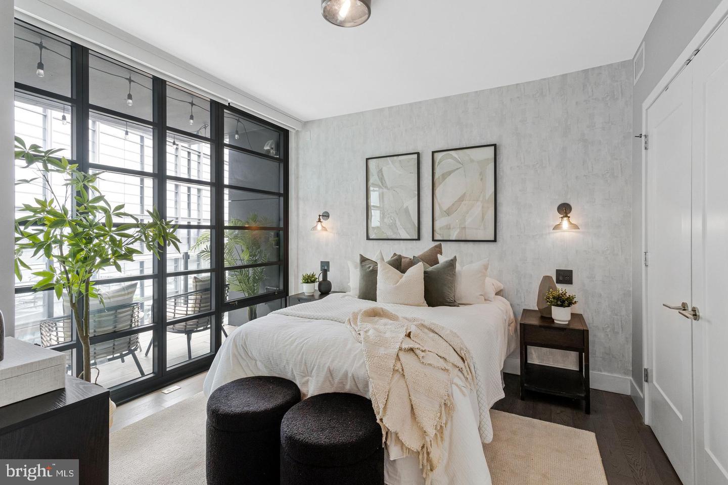 45 Sutton Sq Sw #605 Property Photo 16