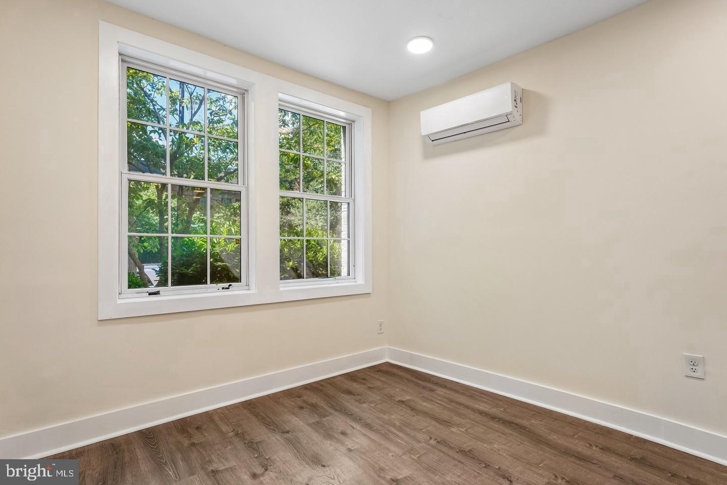 1821 T St Nw Property Photo 3