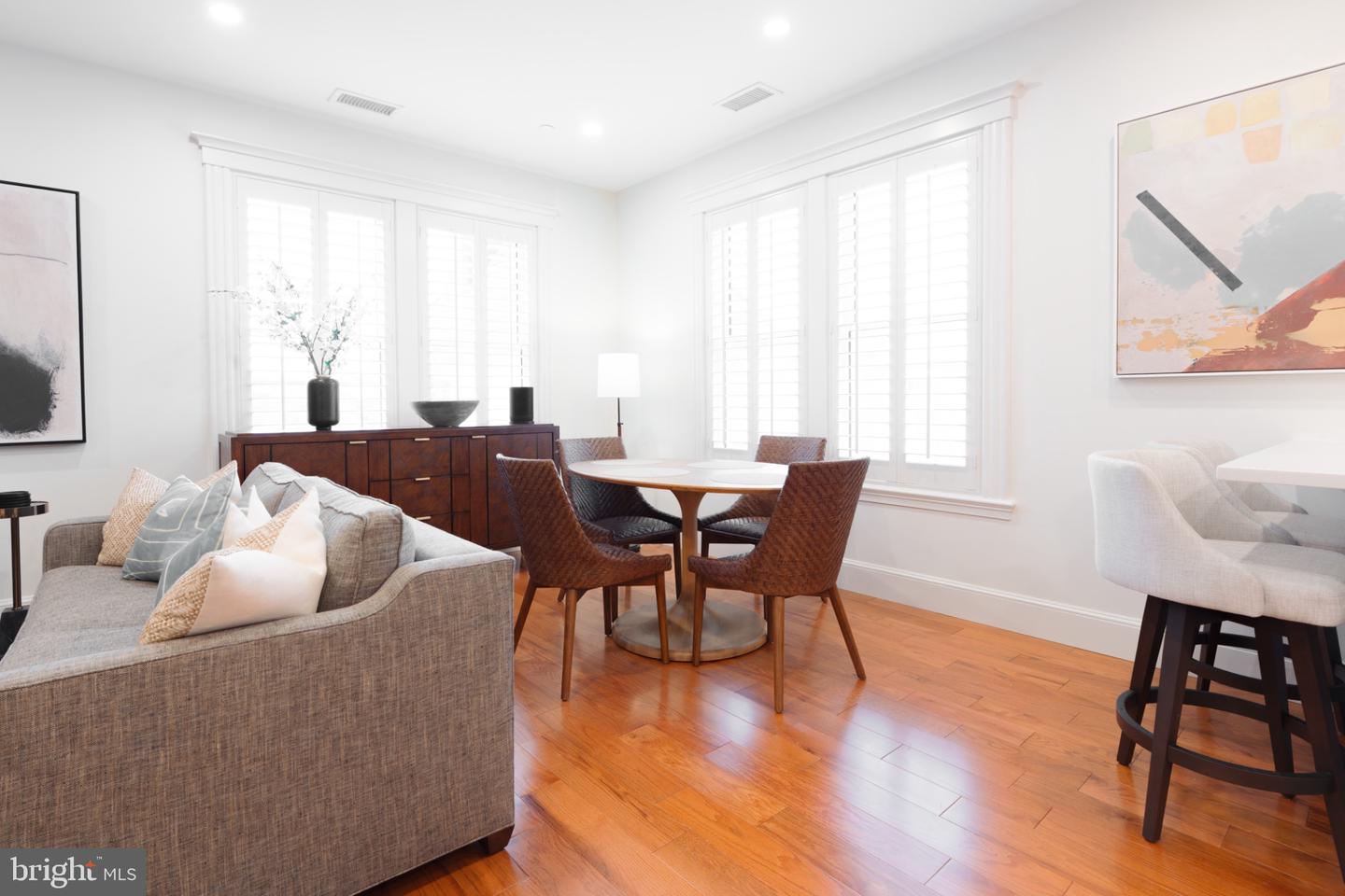 1641 R St Nw #ph Property Photo 3