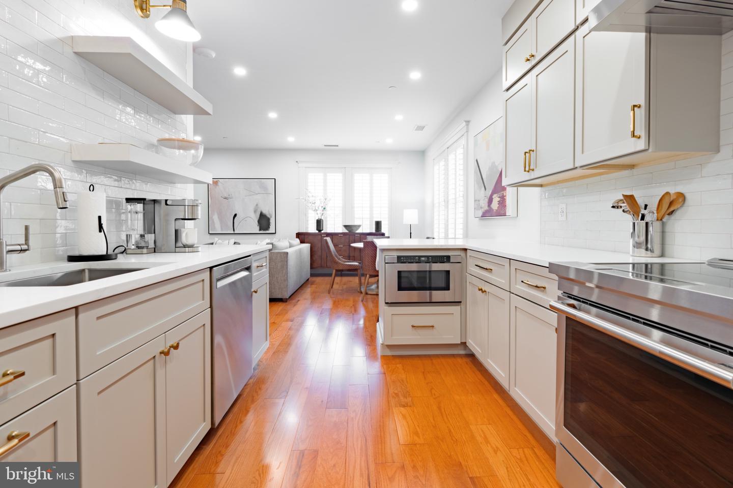 1641 R St Nw #ph Property Photo 8