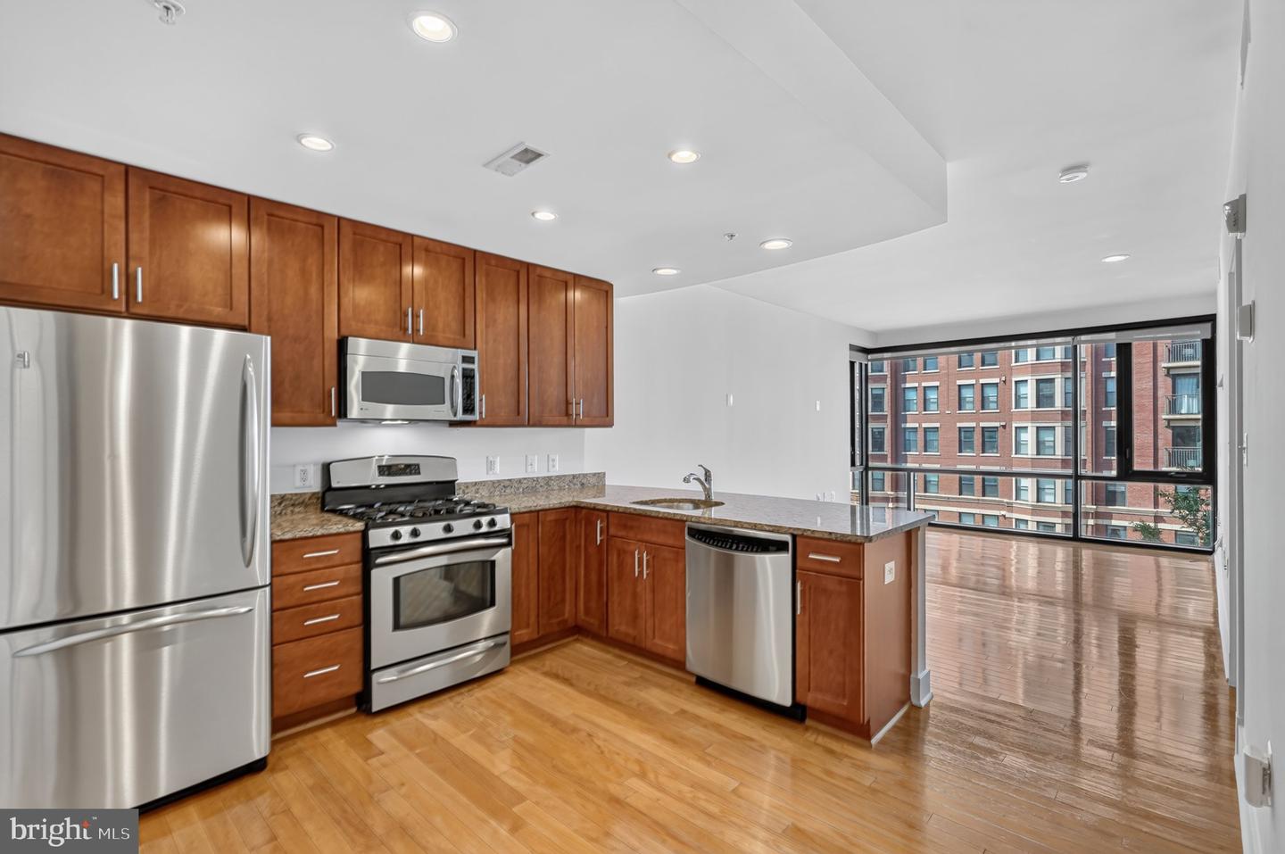 1211 13th St Nw #402 Property Photo 1