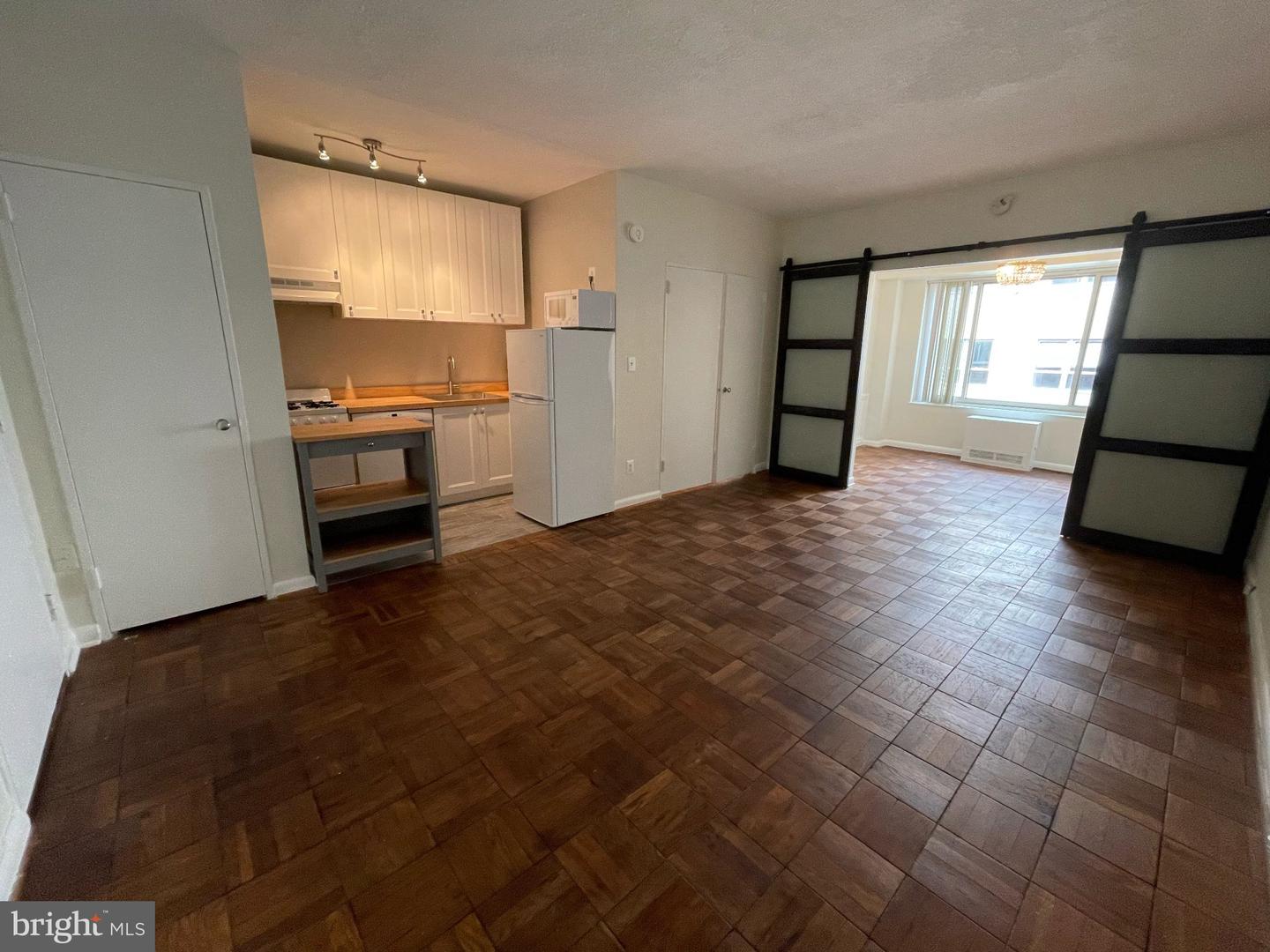 1727 MASSACHUSETTS AVE NW #714 Property Photo 1