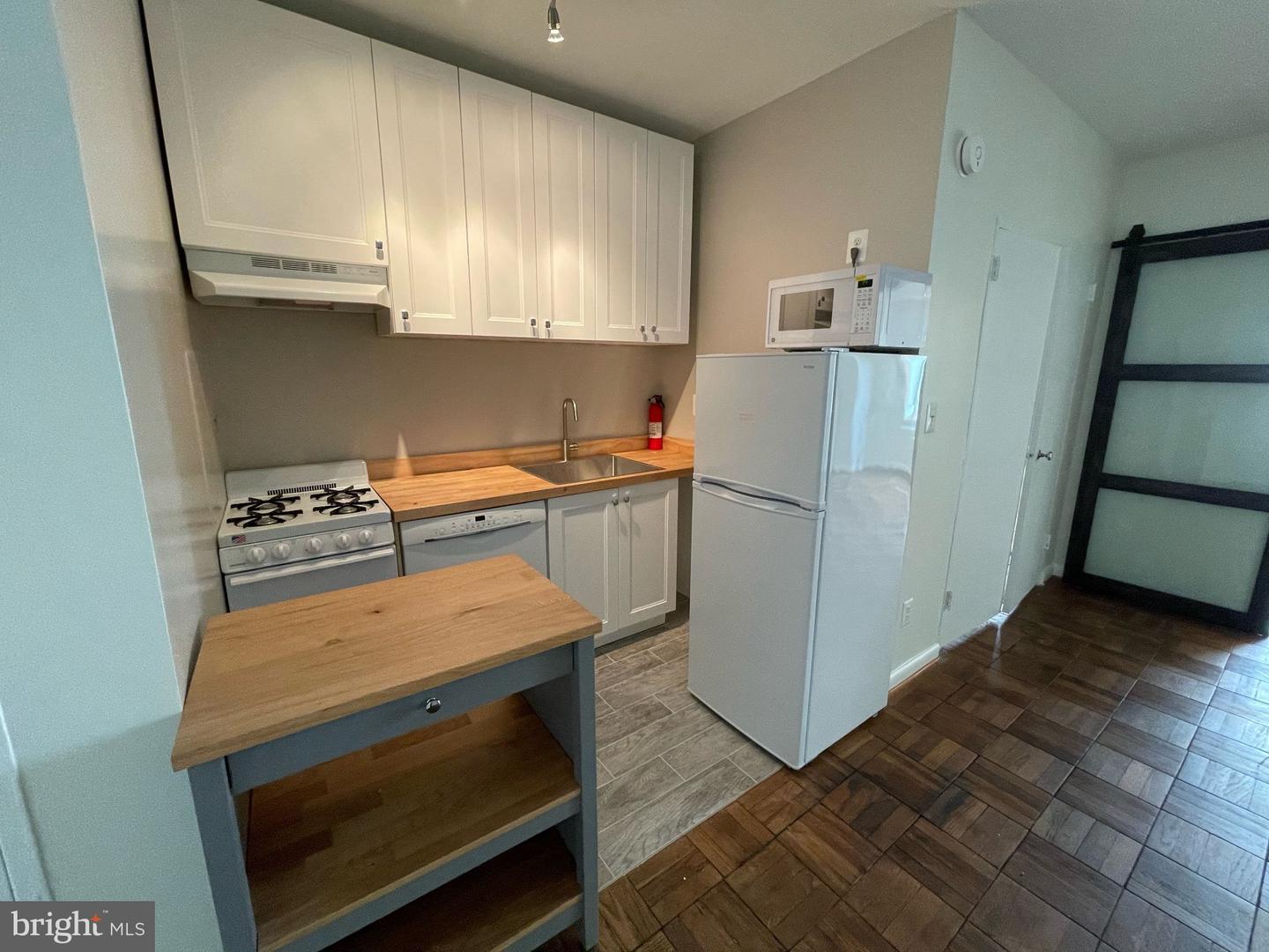 1727 Massachusetts Ave Nw #714 Property Photo 4