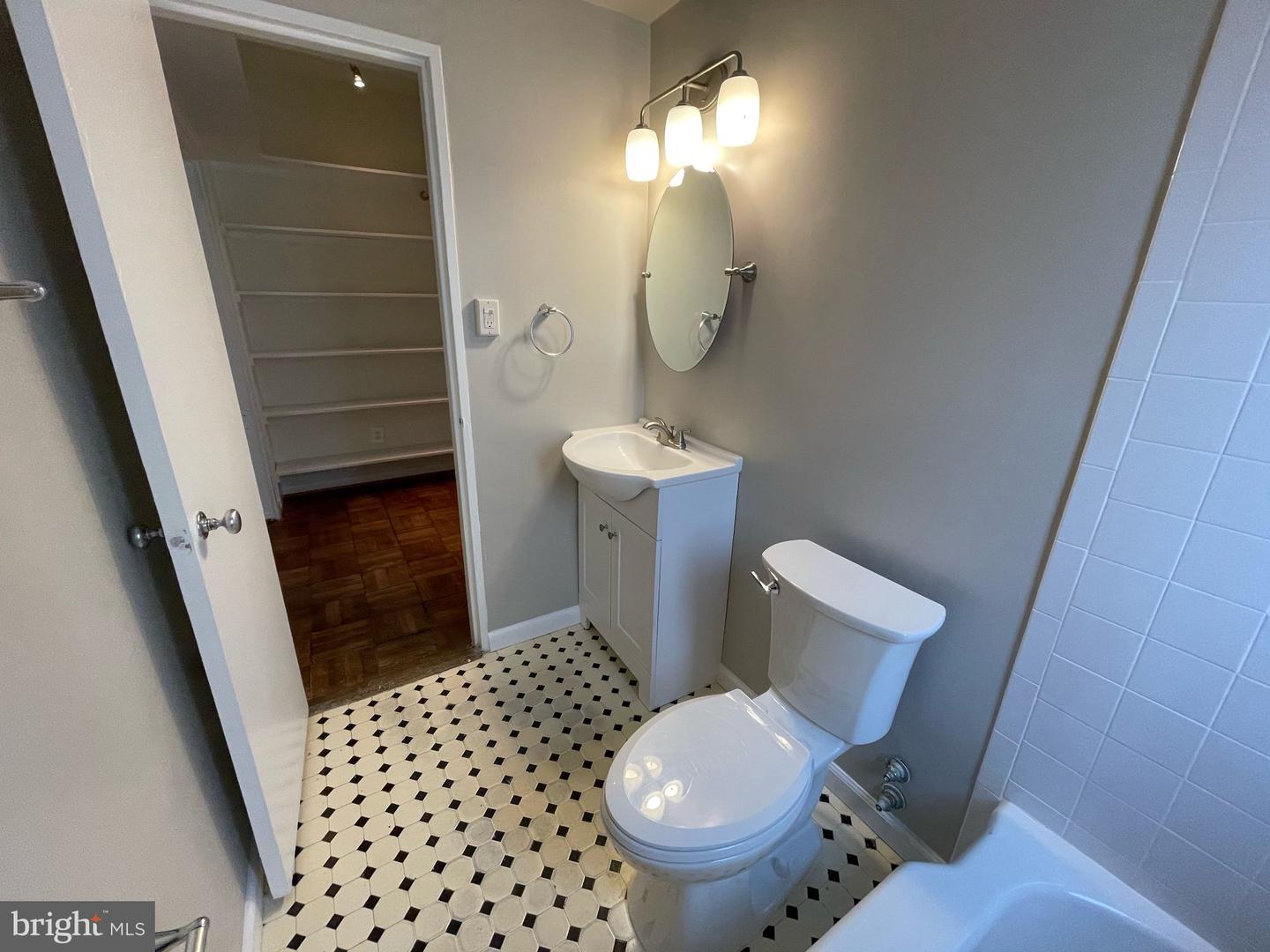 1727 Massachusetts Ave Nw #714 Property Photo 11