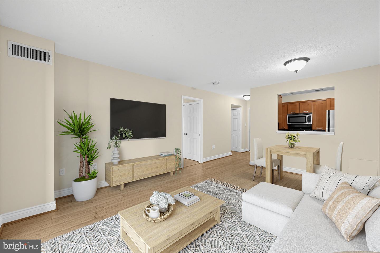 2111 WISCONSIN AVE NW #104 Property Photo 1