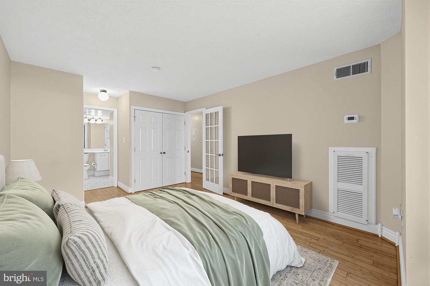 2111 Wisconsin Ave Nw #104 Property Photo 11