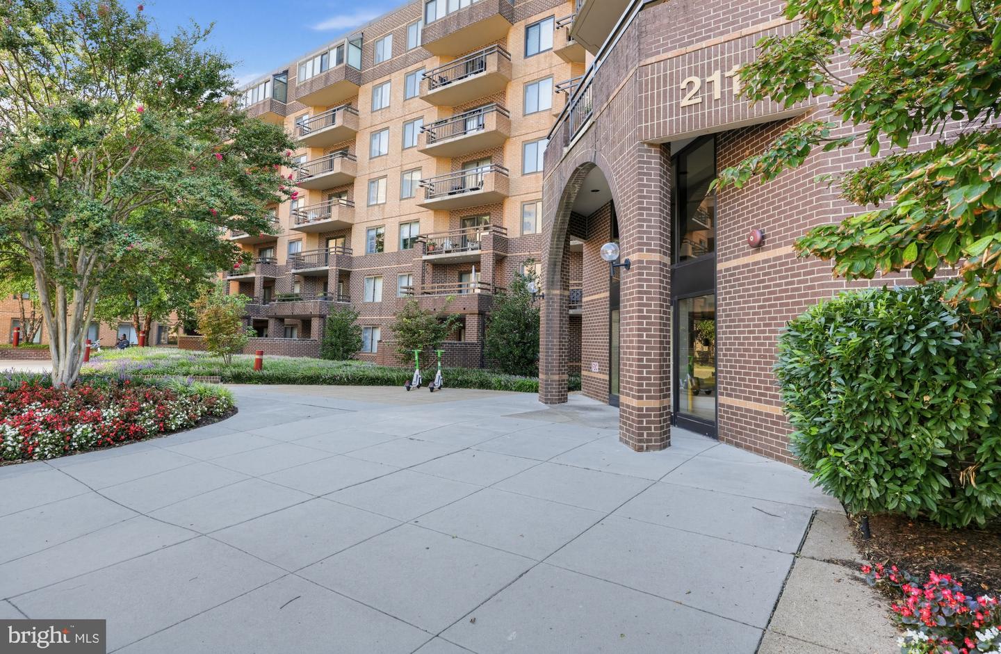 2111 Wisconsin Ave Nw #104 Property Photo 41