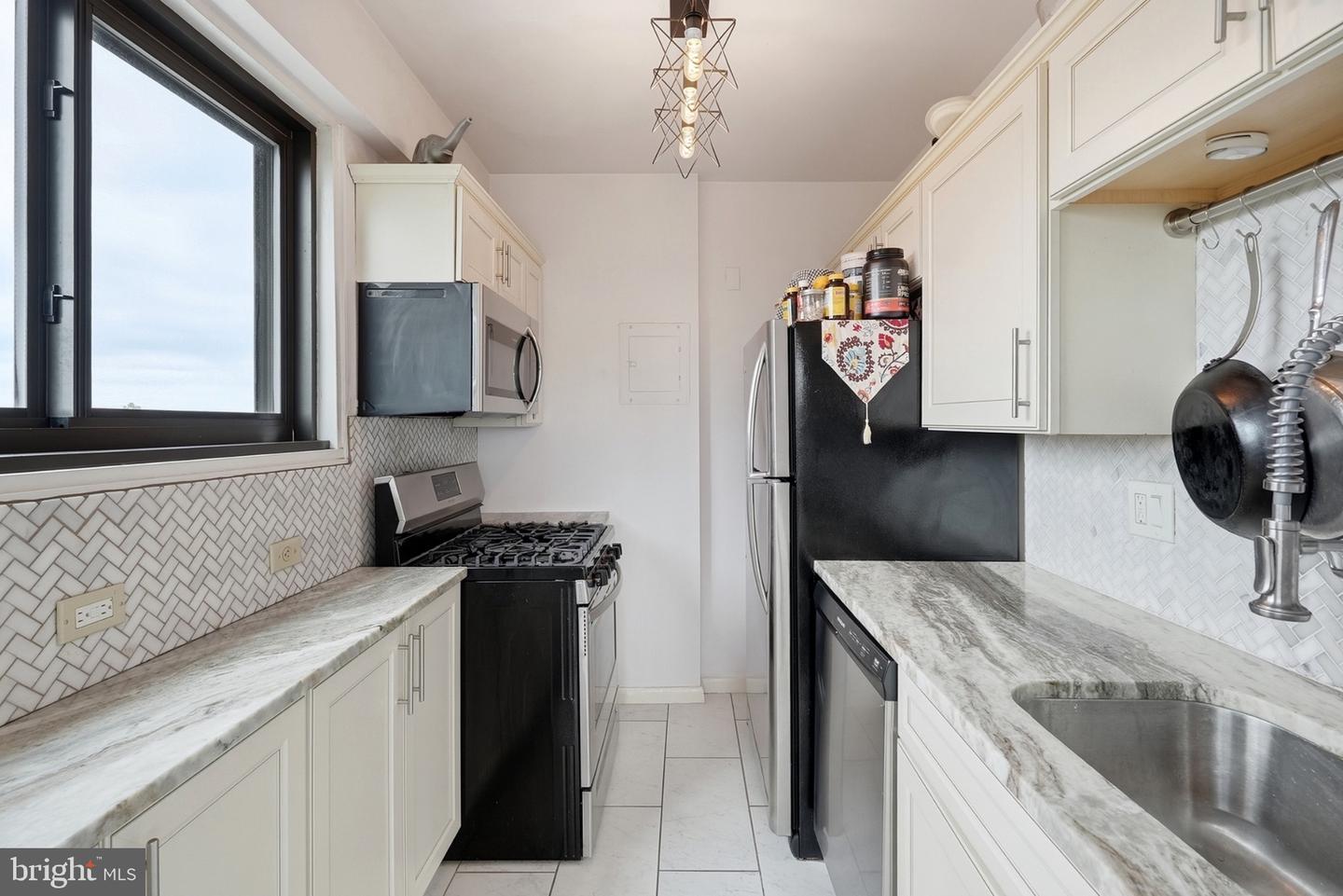 3601 Wisconsin Ave Nw #601 Property Photo 18