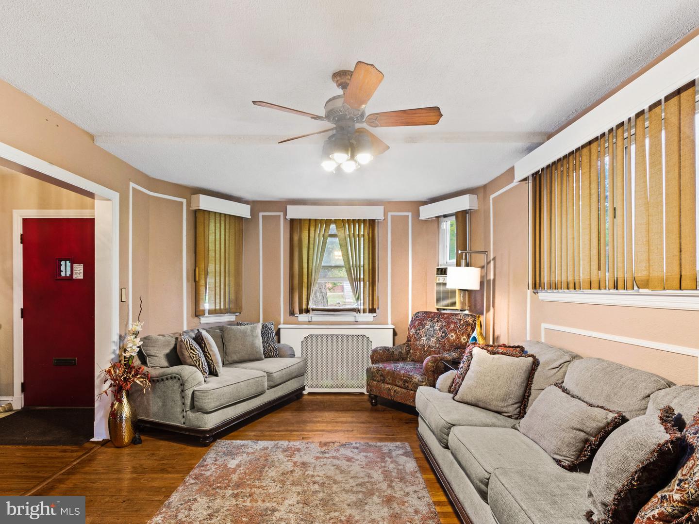 5334 E Capitol St Ne Property Photo 5