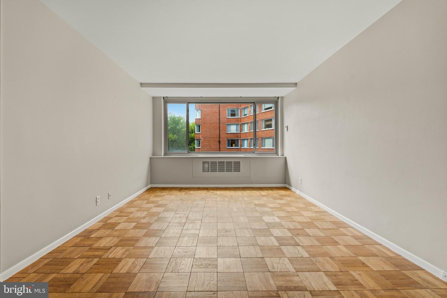 4200 Cathedral Ave Nw #607 Property Photo 10