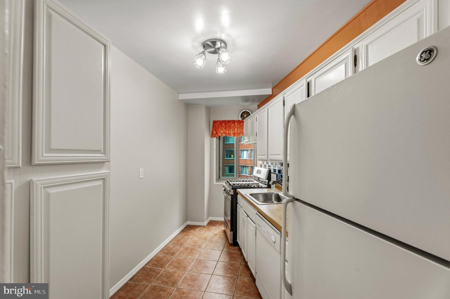 4200 Cathedral Ave Nw #607 Property Photo 20