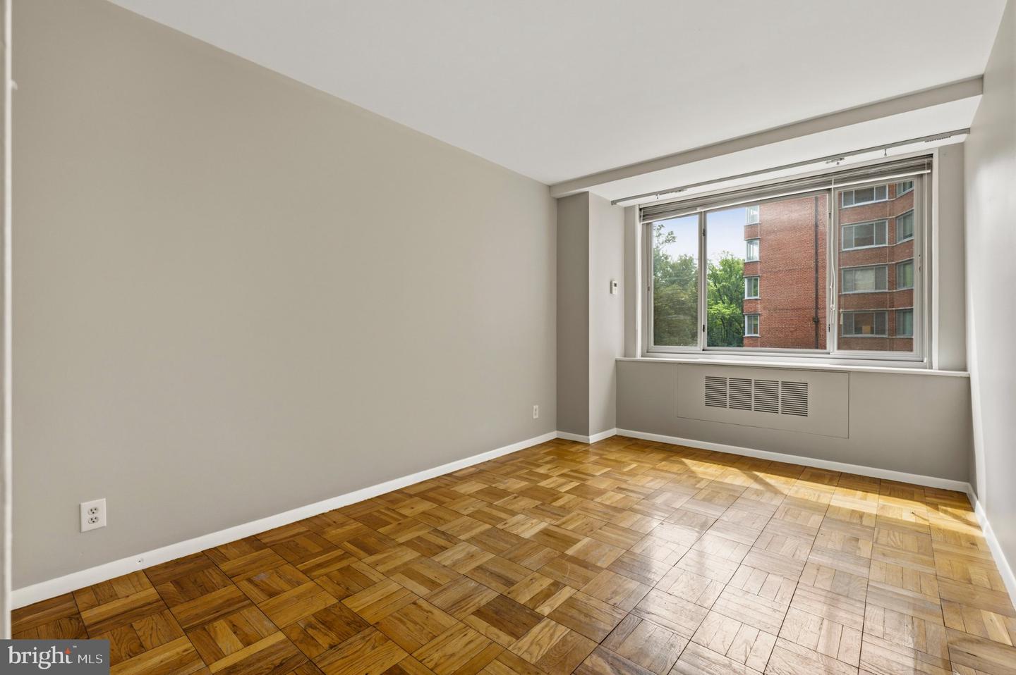 4200 Cathedral Ave Nw #607 Property Photo 21