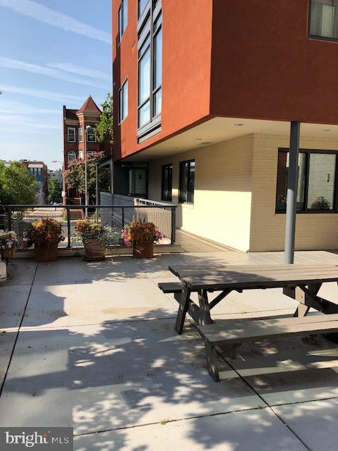 1425 Euclid St Nw #8 Property Photo 3