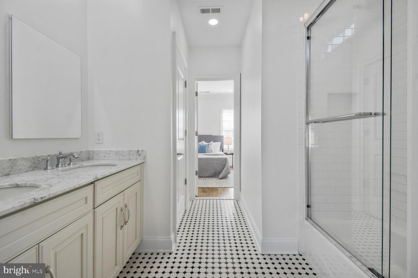 1935 Foxview Cir Nw Property Photo 25