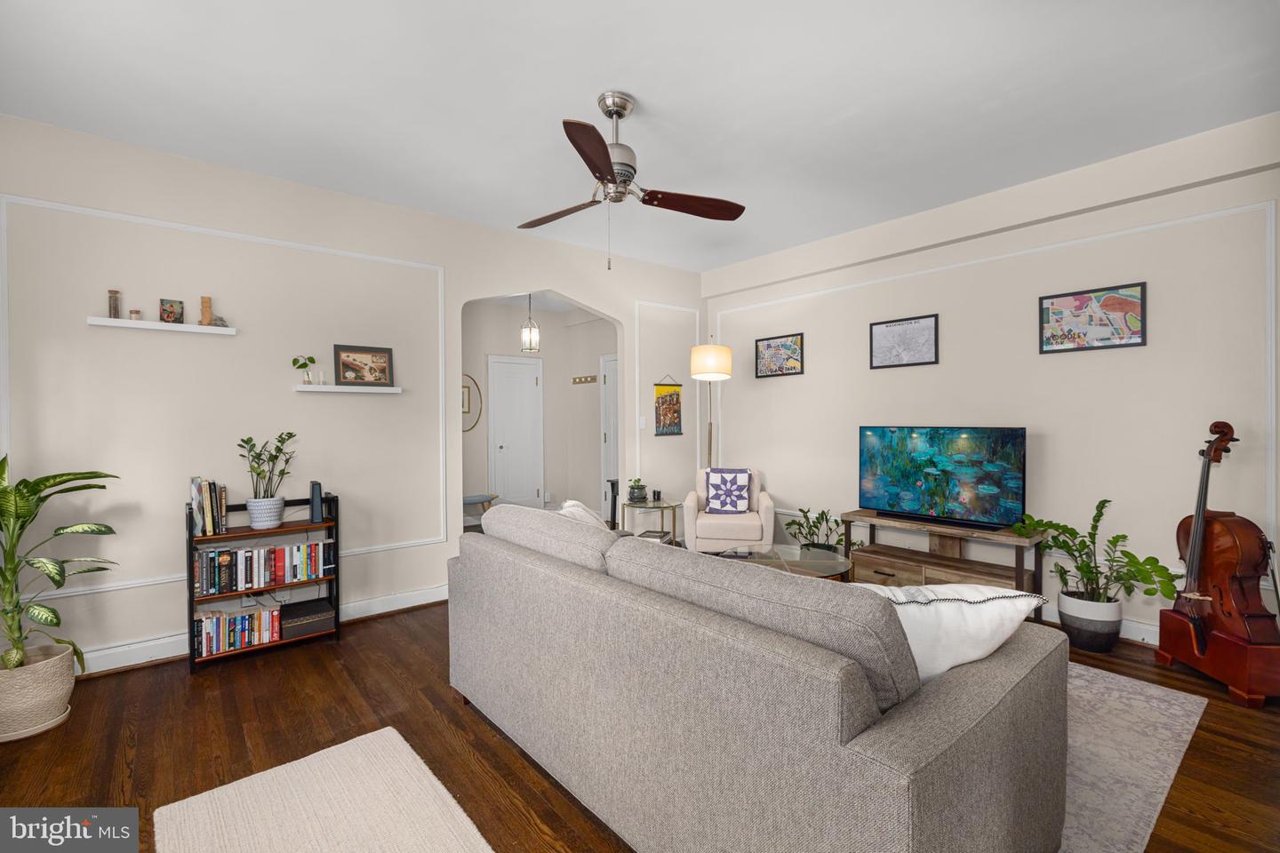 2737 Devonshire Pl Nw #322 Property Photo 6