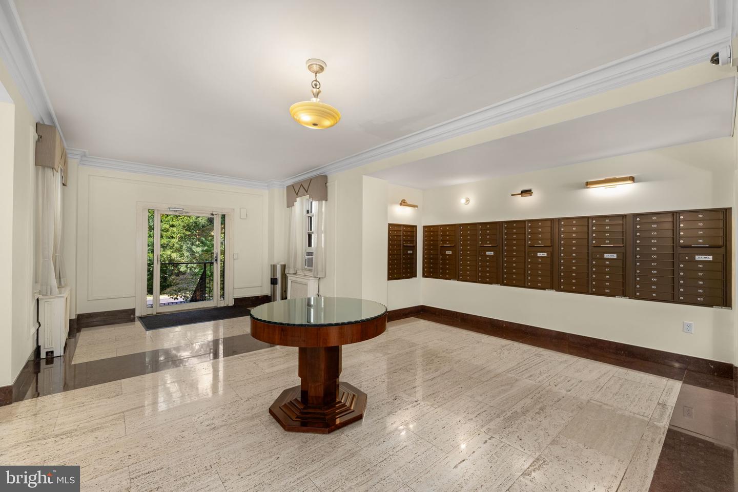 2737 Devonshire Pl Nw #322 Property Photo 31