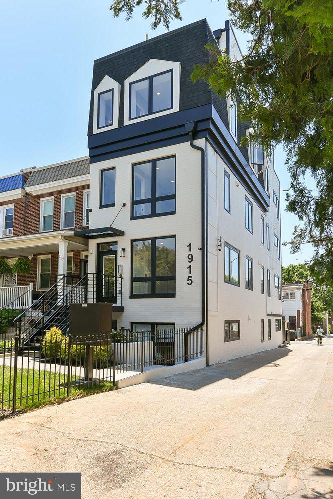 1915 H St Ne #2 Property Photo 13