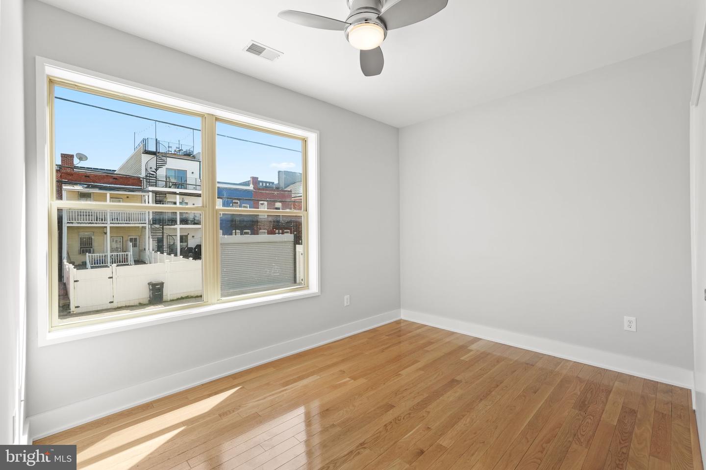 610 Newton Pl Nw #4 Property Photo 23