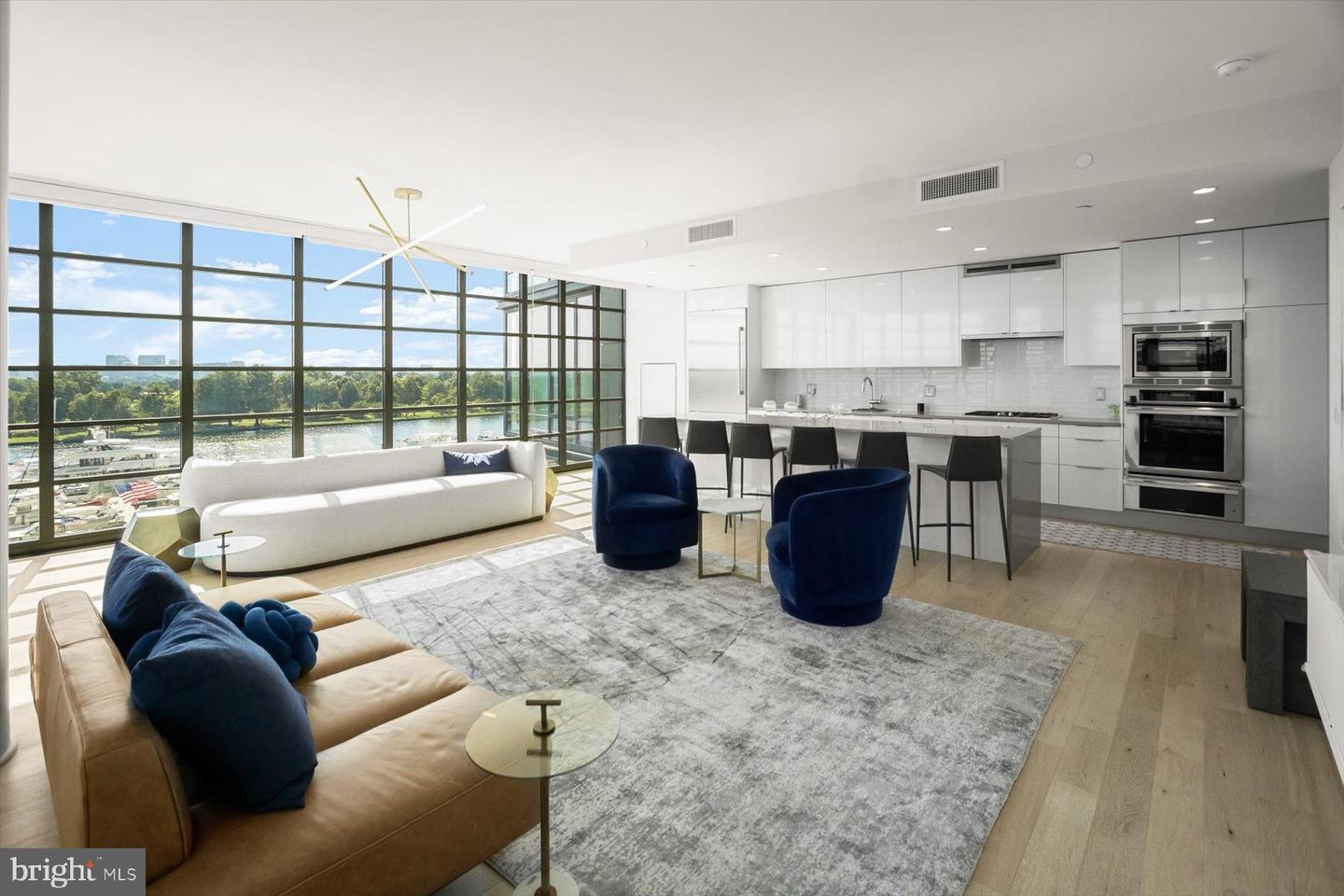 45 Sutton Sq Sw #509 Property Photo 3