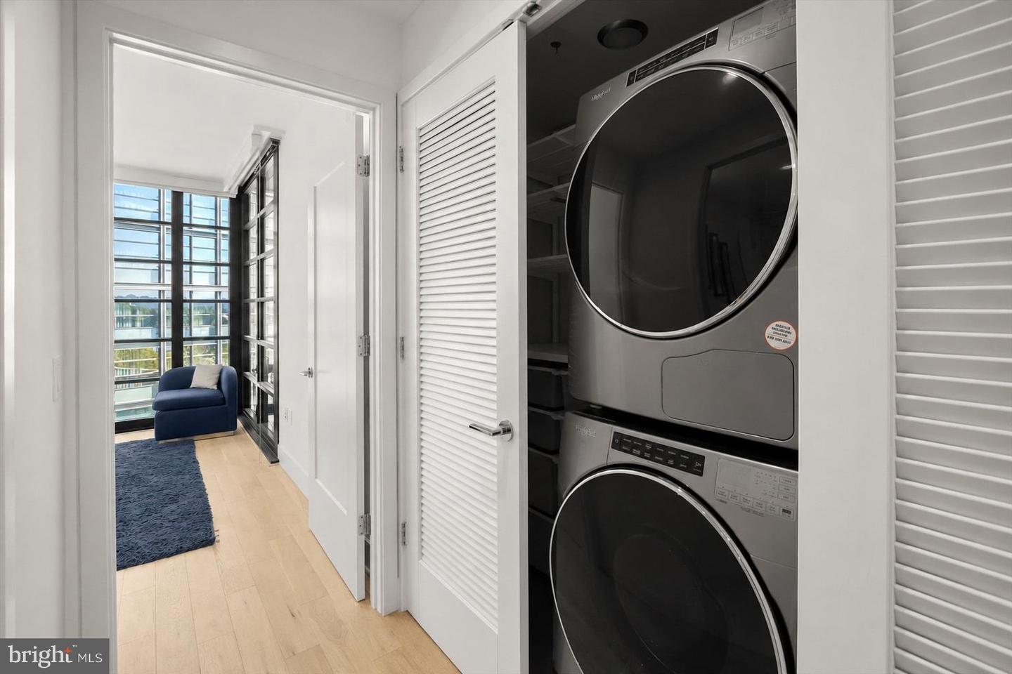 45 Sutton Sq Sw #509 Property Photo 15