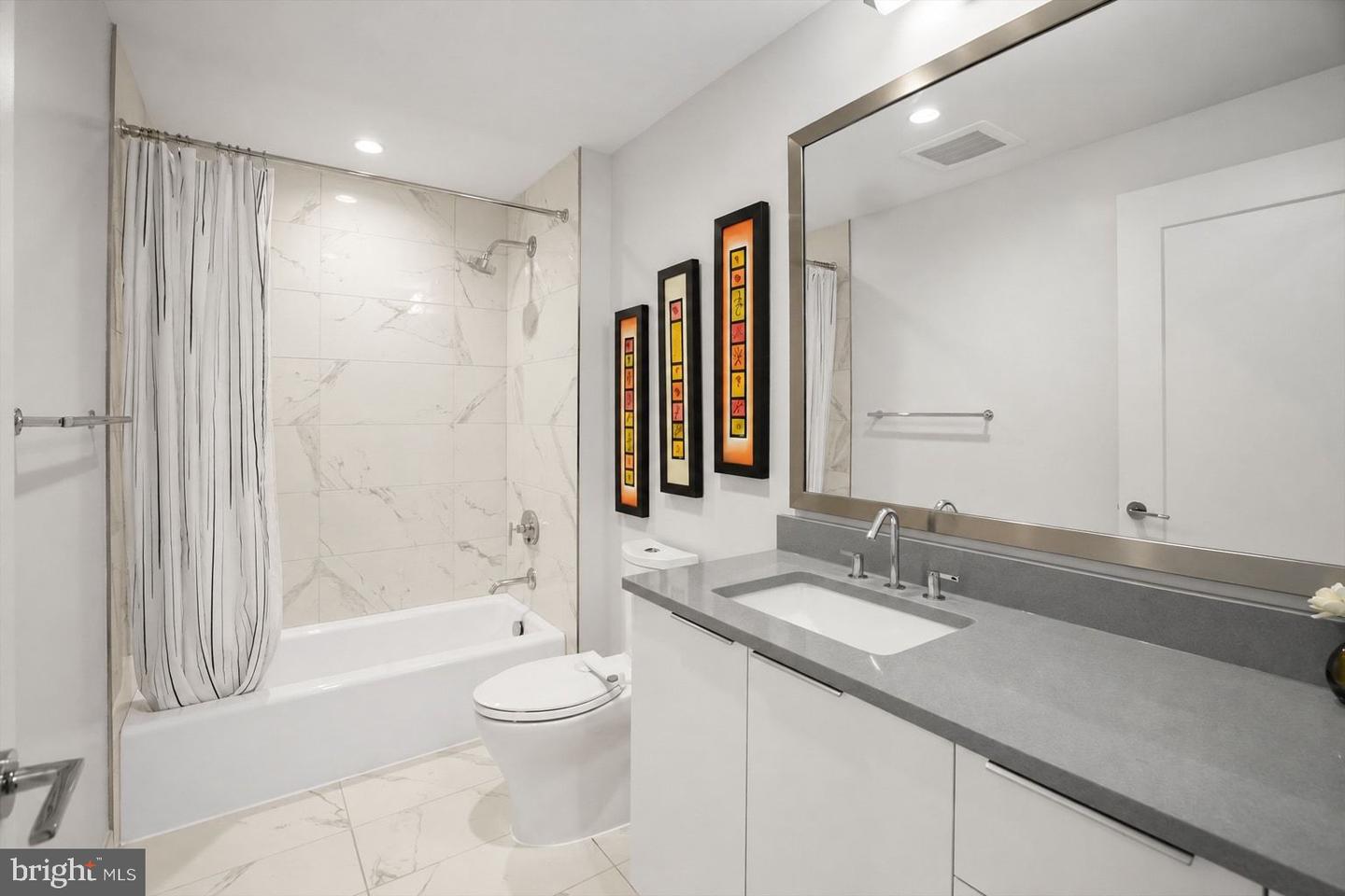45 Sutton Sq Sw #509 Property Photo 18