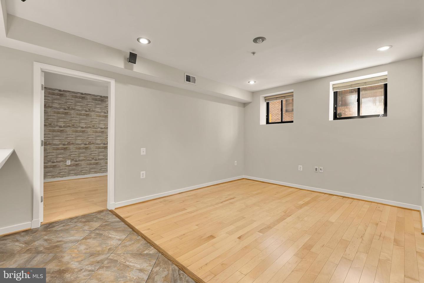 2412 17th St Nw #c-03 Property Photo 13