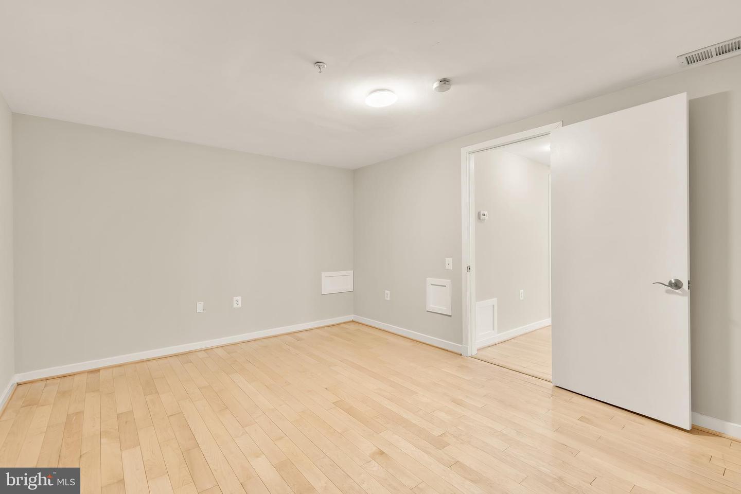 2412 17th St Nw #c-03 Property Photo 22