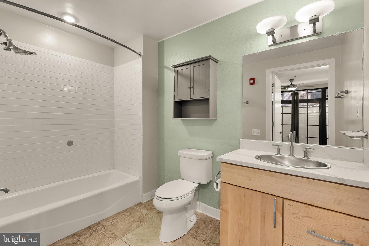 2412 17th St Nw #c-03 Property Photo 23