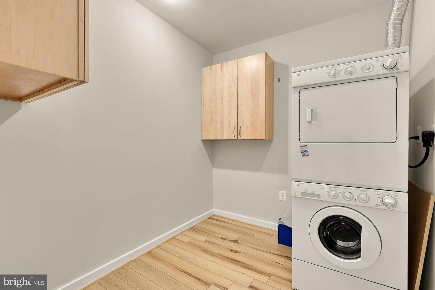2412 17th St Nw #c-03 Property Photo 24