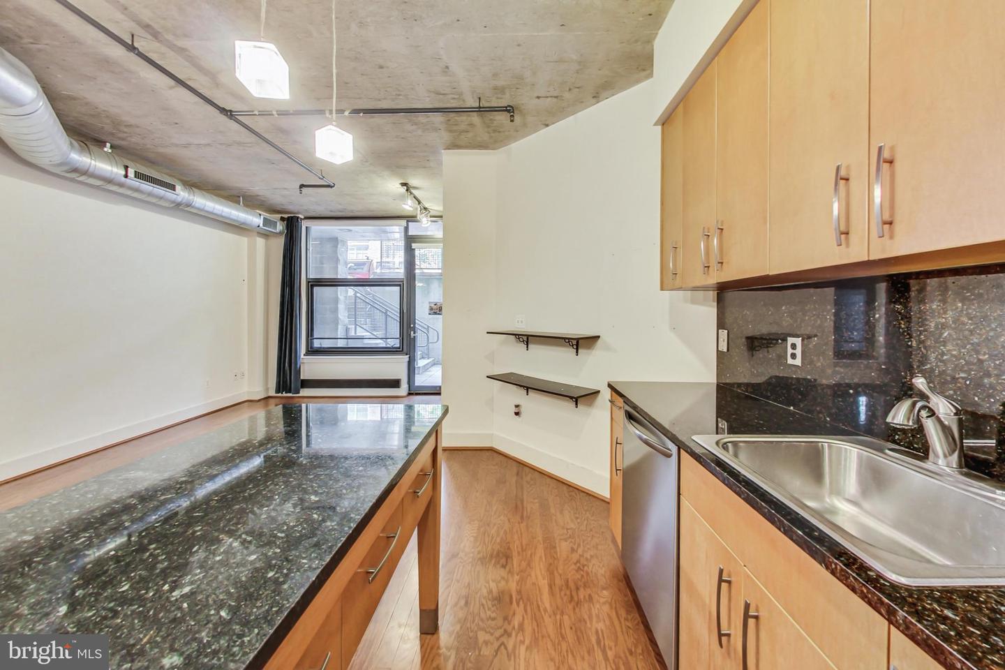 2301 Champlain St Nw #t04 Property Photo 17