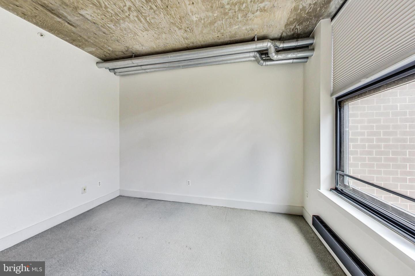 2301 Champlain St Nw #t04 Property Photo 20