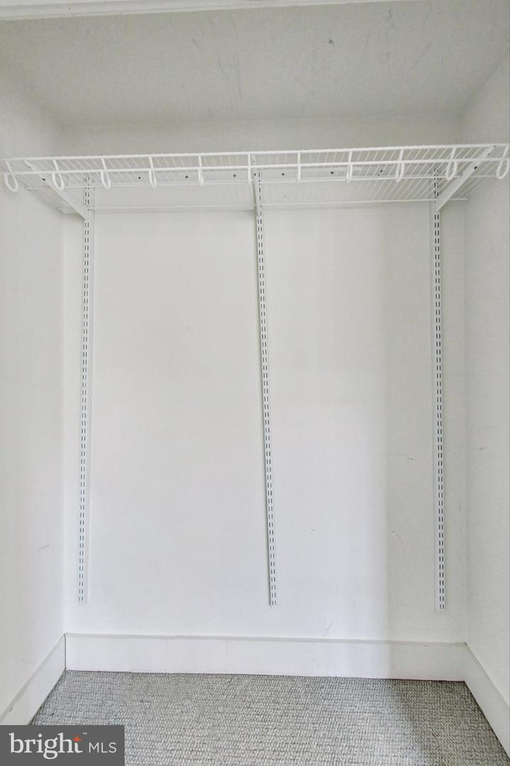 2301 Champlain St Nw #t04 Property Photo 27