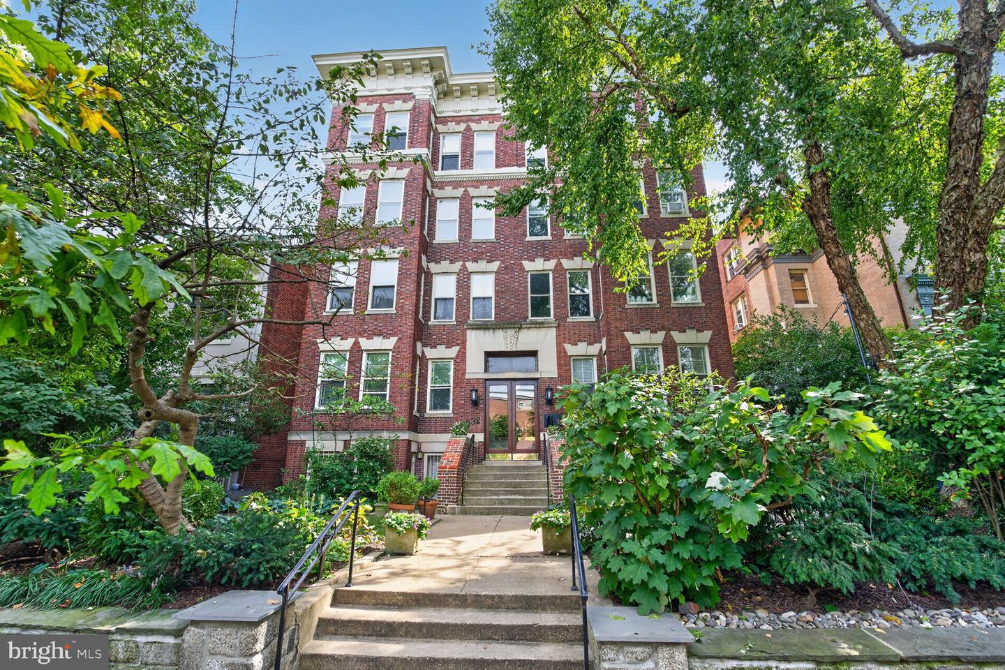 1832 BILTMORE ST NW #42 Property Photo 1