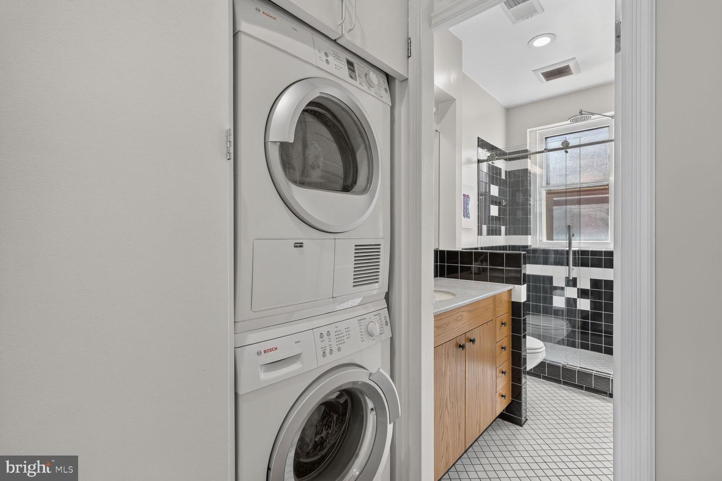 1832 Biltmore St Nw #42 Property Photo 11