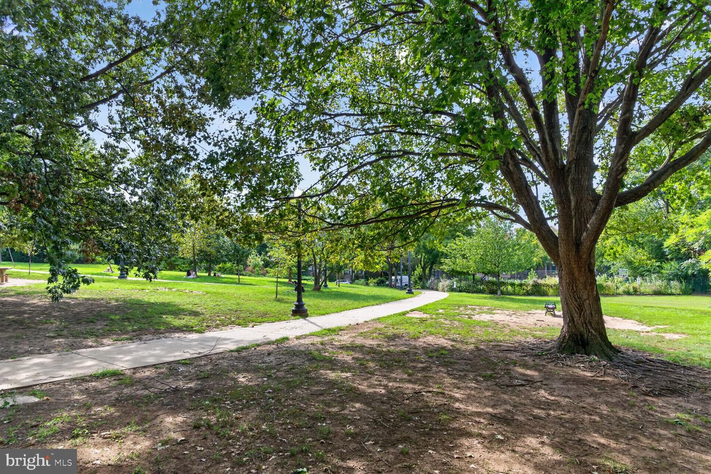 1832 Biltmore St Nw #42 Property Photo 15