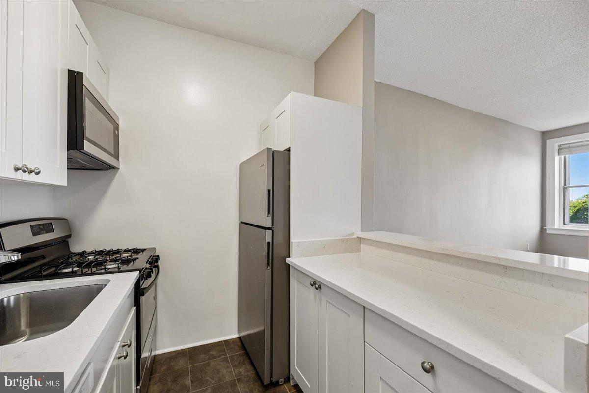 1851 Nw Columbia Rd Nw #401 Property Photo 6