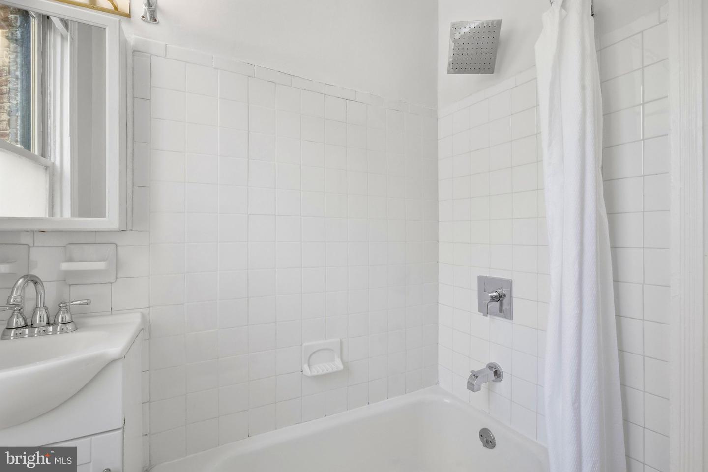 820 North Carolina Ave Se Property Photo 28