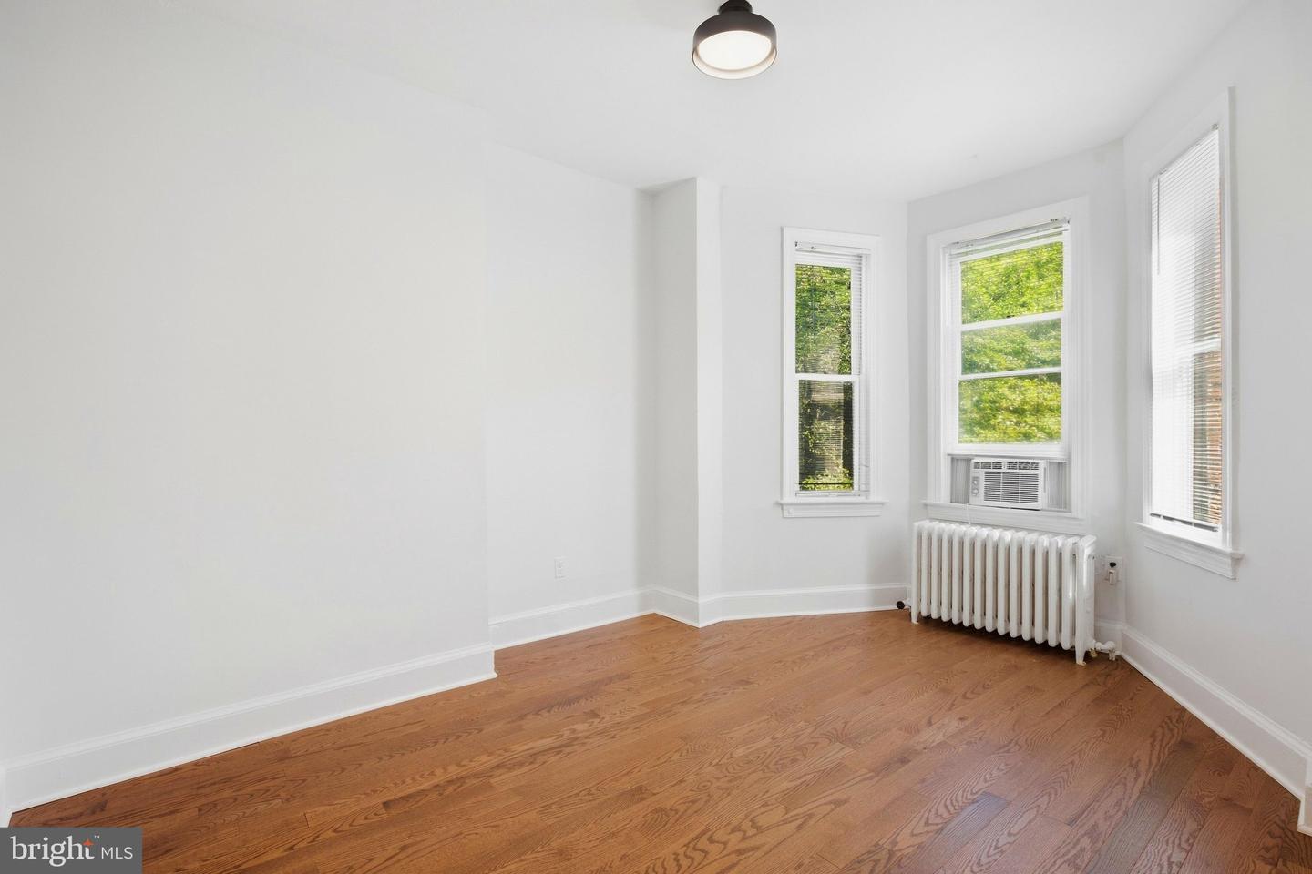 820 North Carolina Ave Se Property Photo 29