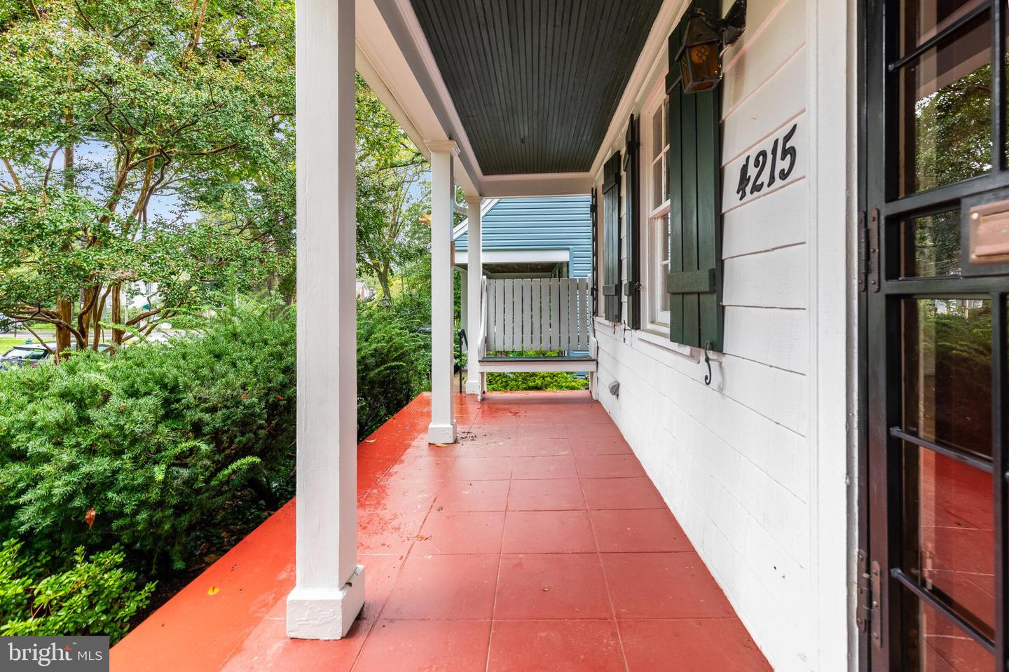 4215 Chesapeake St Nw Property Photo 2