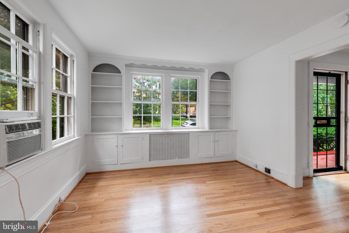 4215 Chesapeake St Nw Property Photo 7
