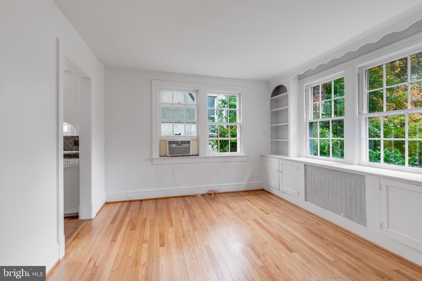 4215 Chesapeake St Nw Property Photo 8