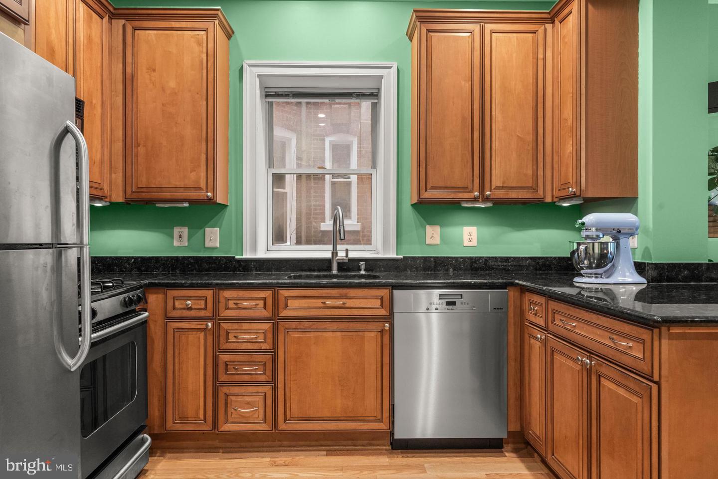 DCDC2282252 Property Photo 11