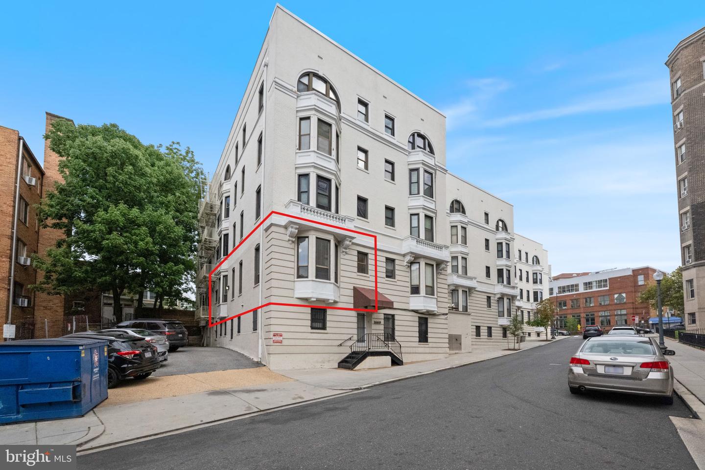 1669 Columbia Rd Nw #2nd Property Photo 2