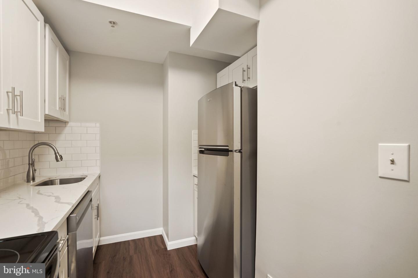 1458 Columbia Rd Nw #108 Property Photo 8