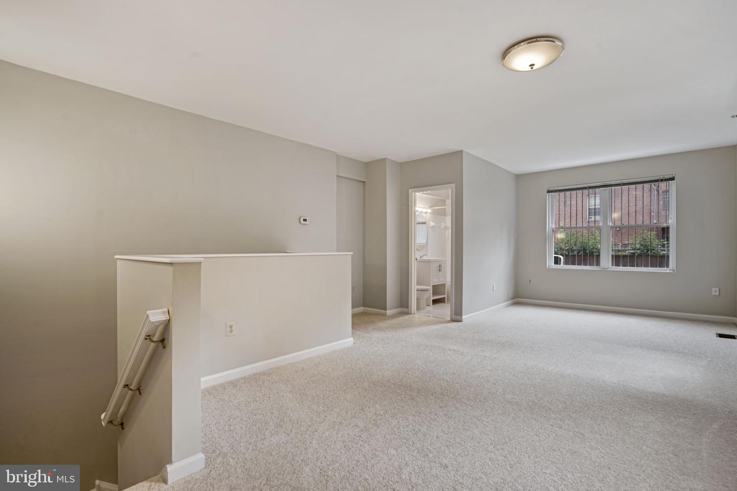 1458 Columbia Rd Nw #108 Property Photo 12