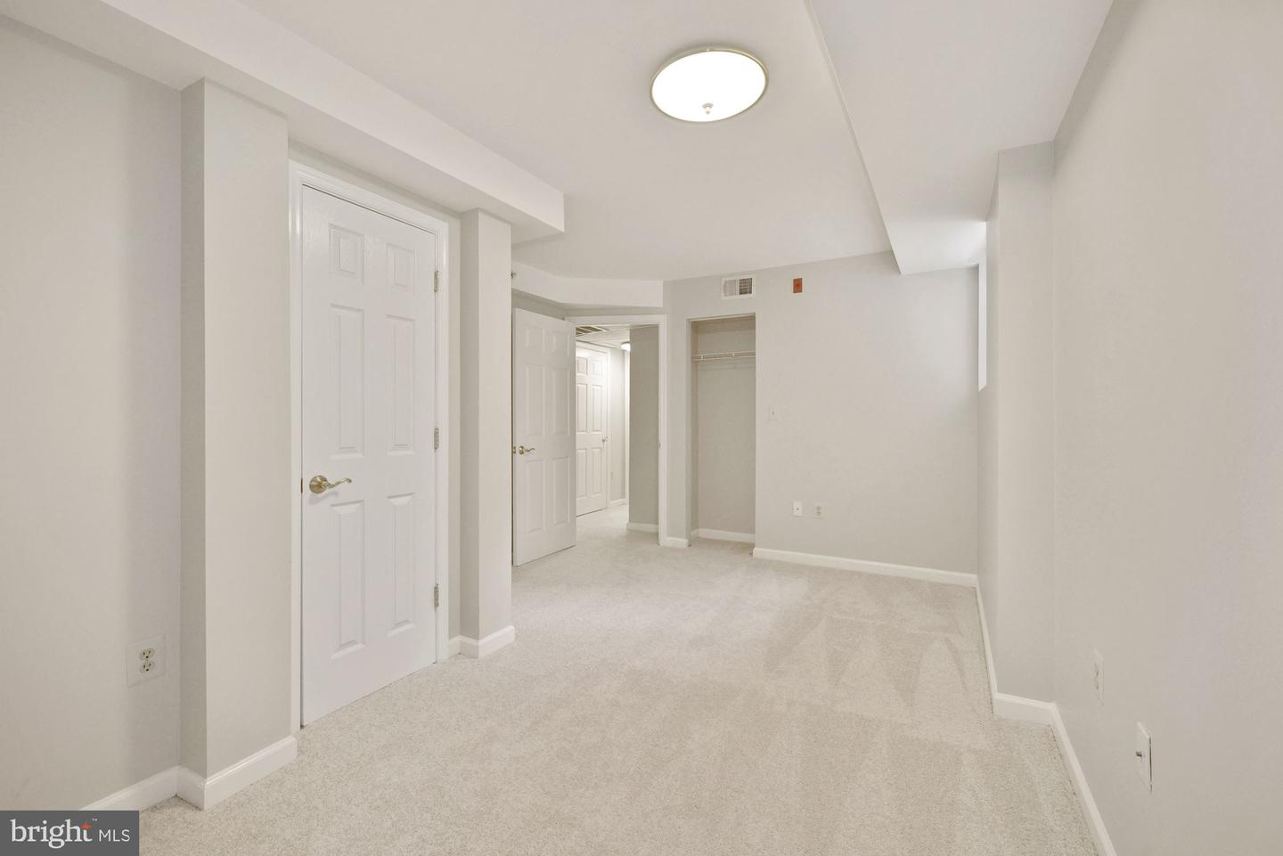 1458 Columbia Rd Nw #108 Property Photo 19