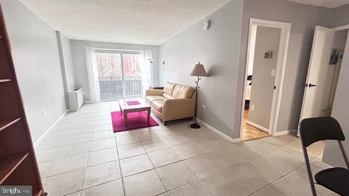 1239 Vermont Nw #204 Property Photo 8
